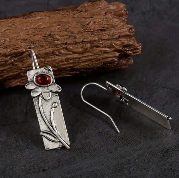 Silver Color Flower Inlaid Red Stone Dangle Hook Earrings‎ 2/$15‎ 3/$20 4/$25 - Picture 6 of 6
